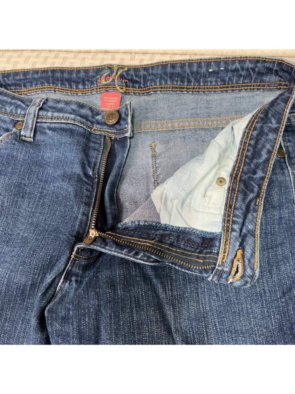 Premium Denim Women's Bootcut Jeans Size 10 Medium Wash Cotton Blend - Picture 3 of 8
